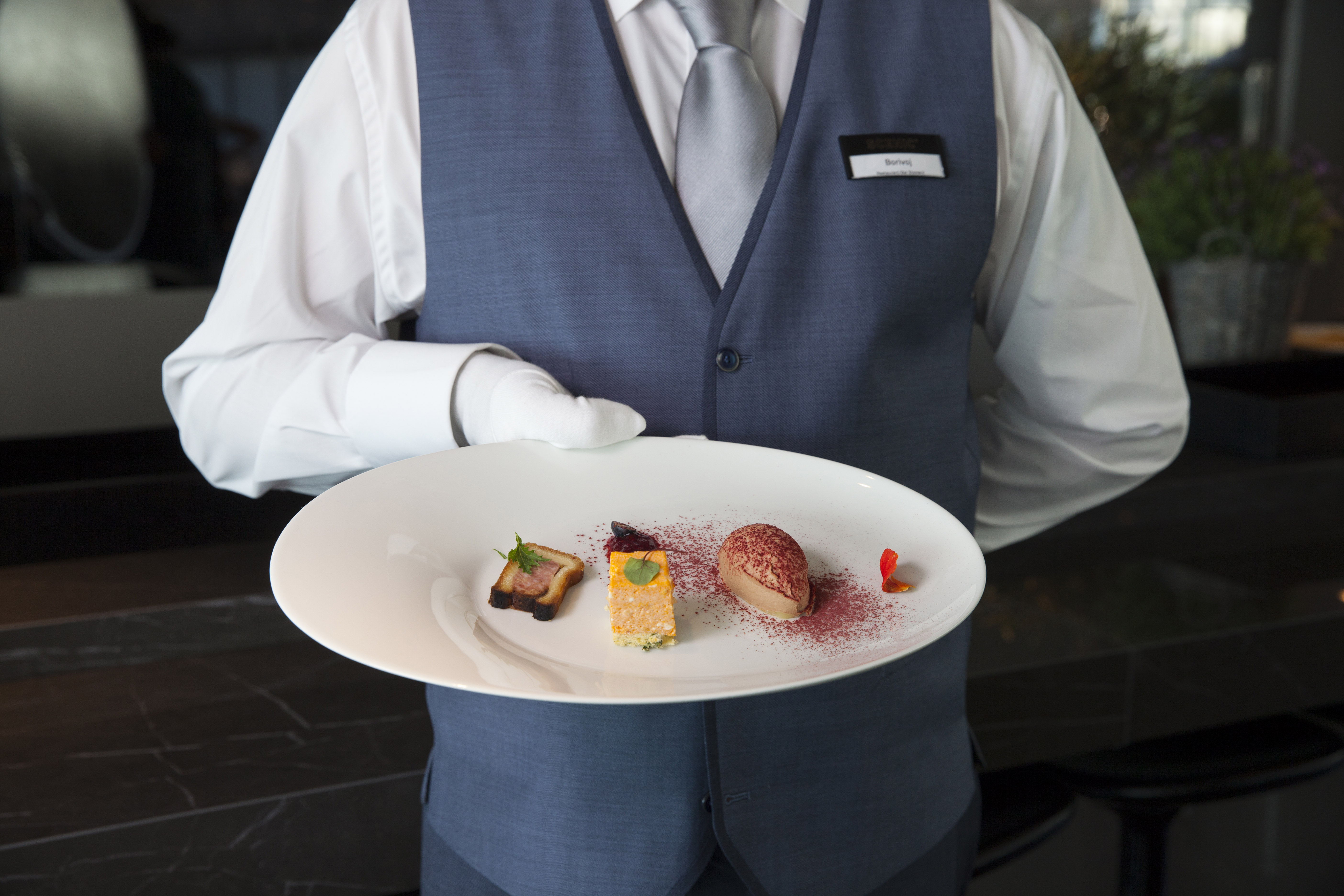 Scenic Diamond - Table La Rive